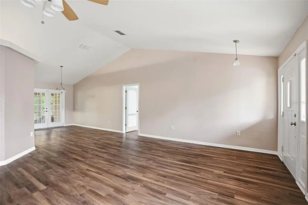 17469 Maberly Road Weeki Wachee FL 34614