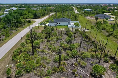8228 Leafy Way Port Charlotte FL 33981