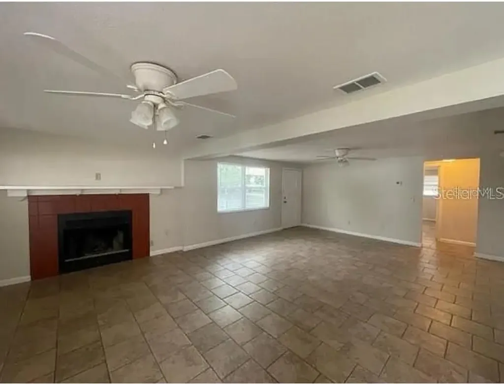 1305 Carr Drive Auburndale FL 33823