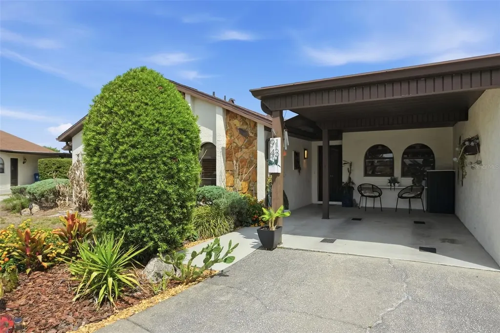 9143 Lingrove Road Weeki Wachee FL 34613