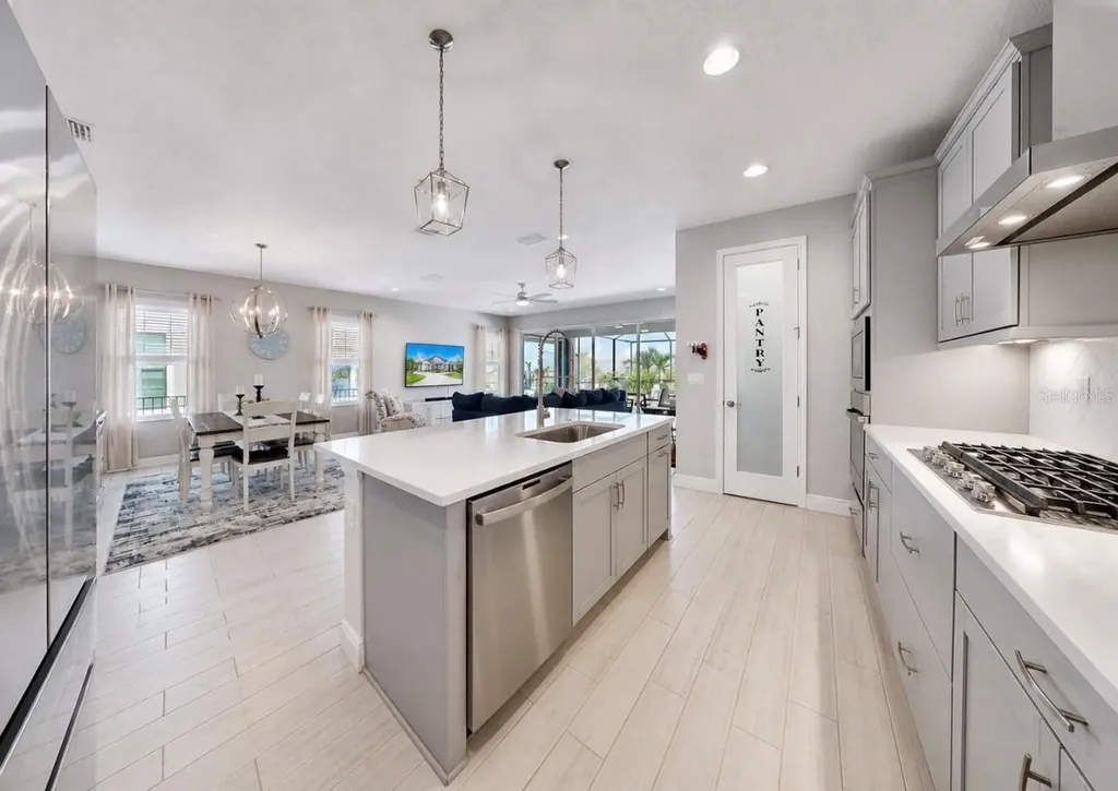 6364 Roadstead Court Apollo Beach FL 33572