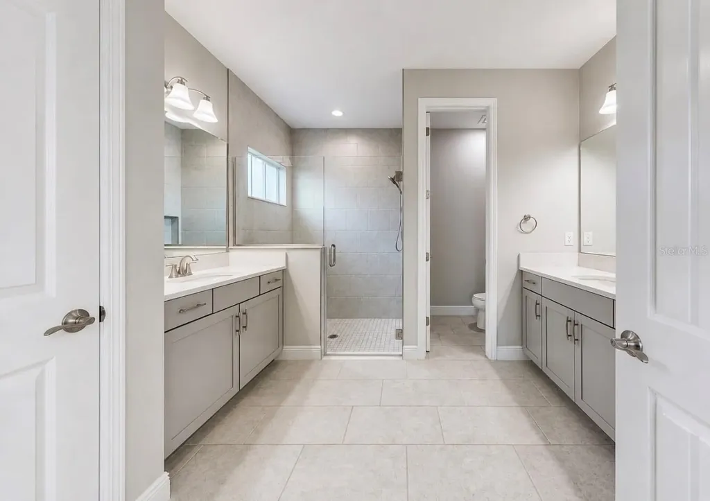6364 Roadstead Court Apollo Beach FL 33572
