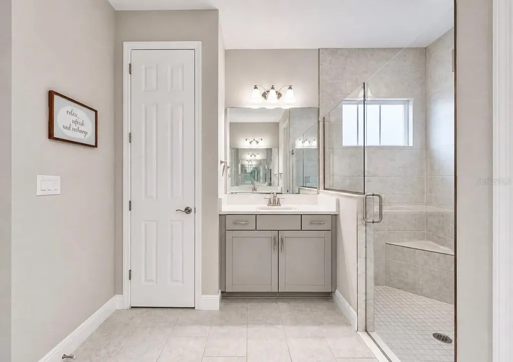 6364 Roadstead Court Apollo Beach FL 33572