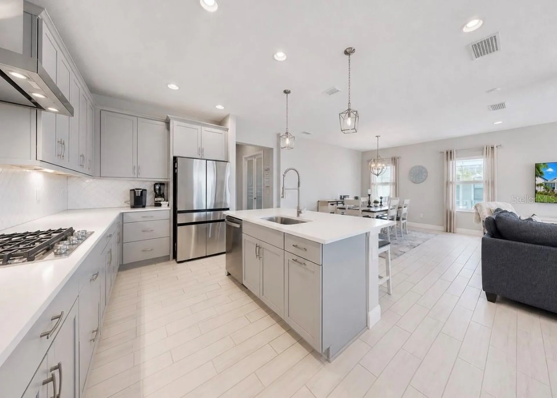 6364 Roadstead Court Apollo Beach FL 33572