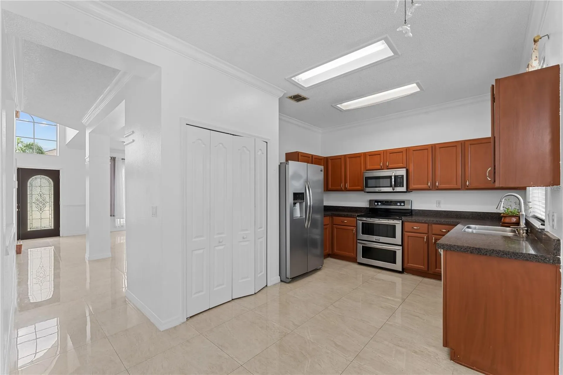 617 Lakescape Court Orlando FL 32828