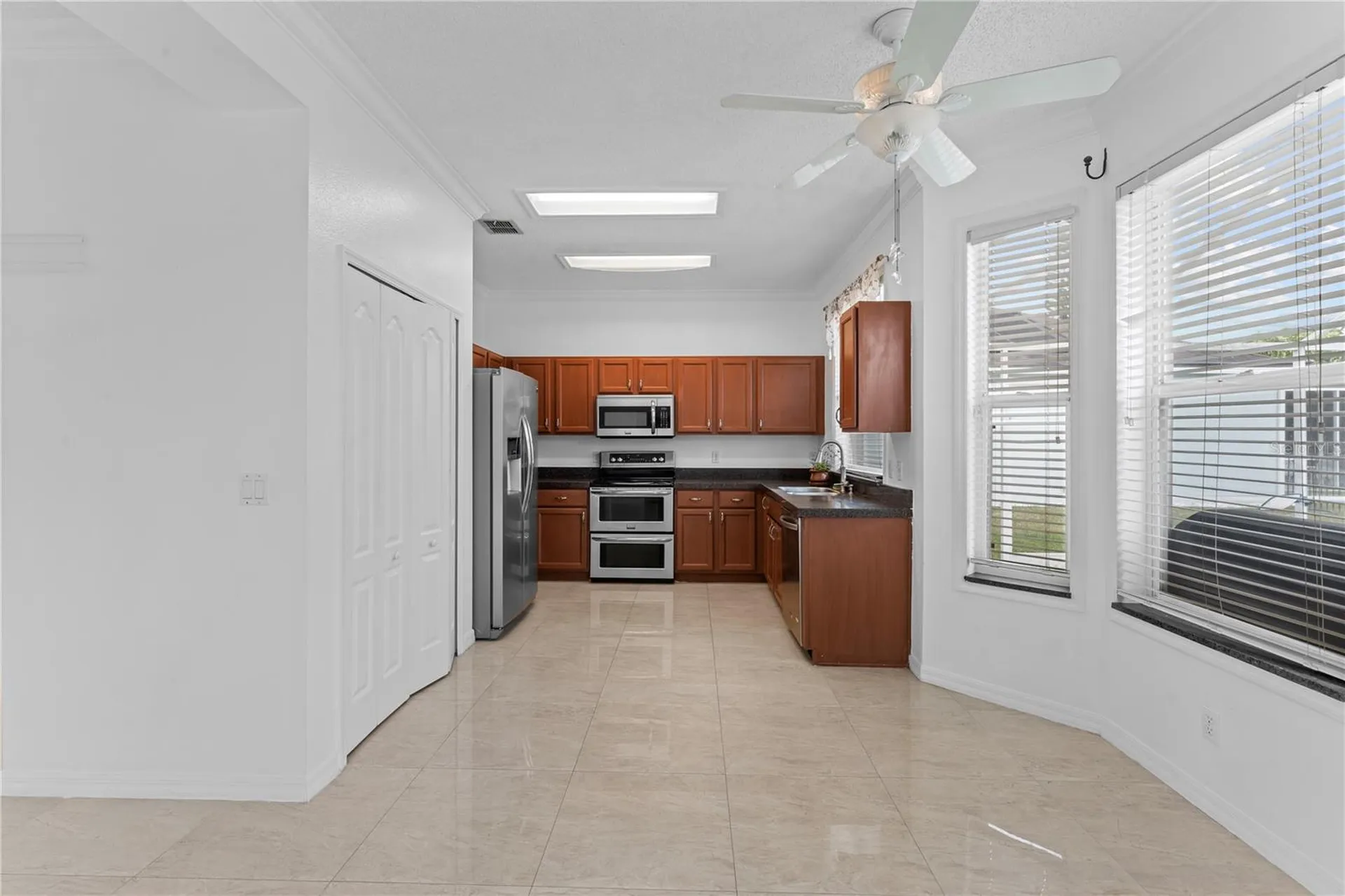617 Lakescape Court Orlando FL 32828