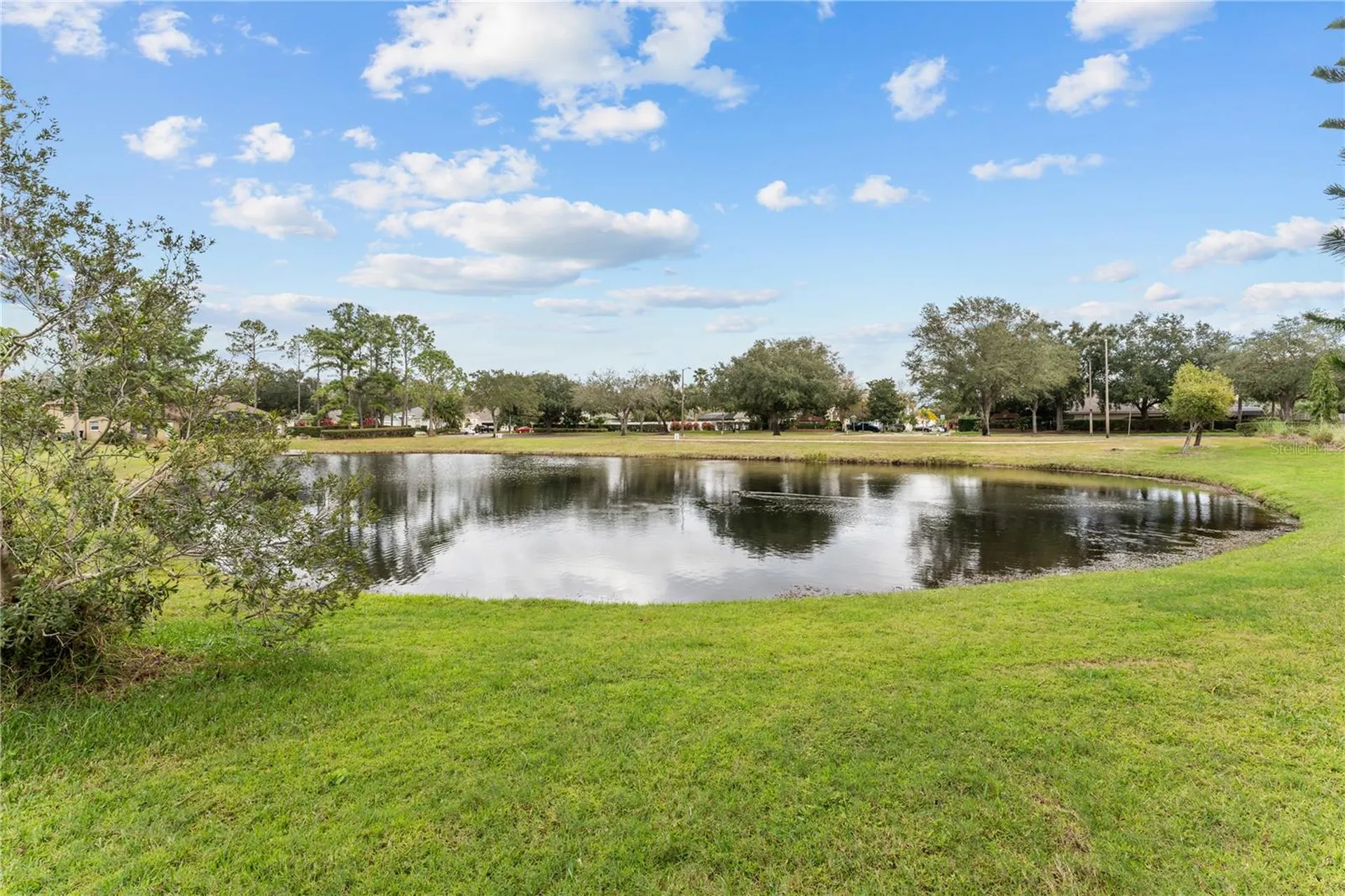 617 Lakescape Court Orlando FL 32828