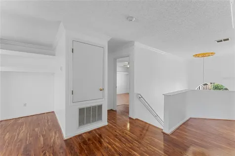 617 Lakescape Court Orlando FL 32828