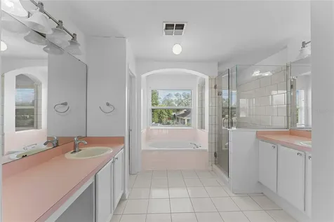 617 Lakescape Court Orlando FL 32828