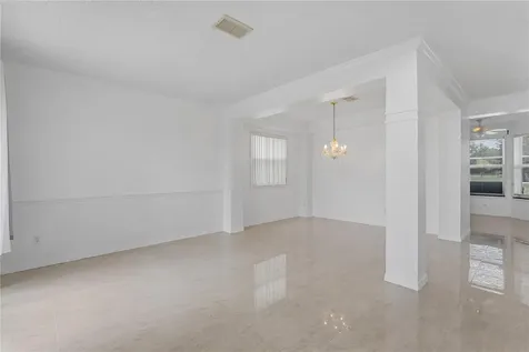 617 Lakescape Court Orlando FL 32828