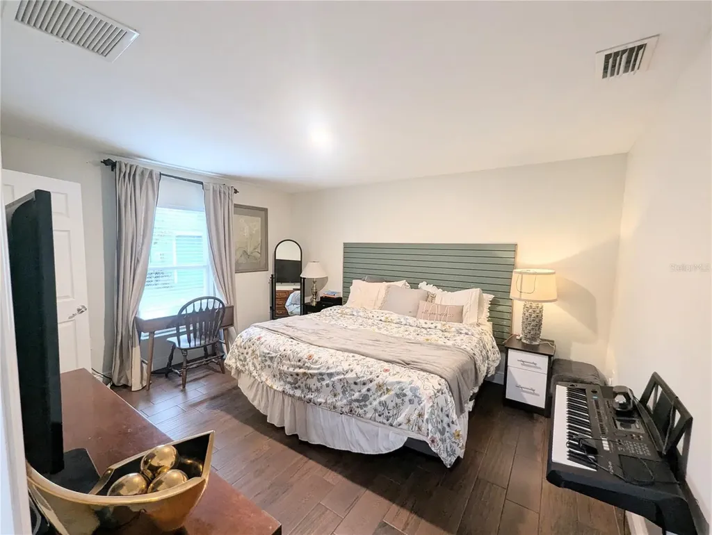1808 36th Avenue E Bradenton FL 34208