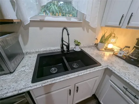 1808 36th Avenue E Bradenton FL 34208