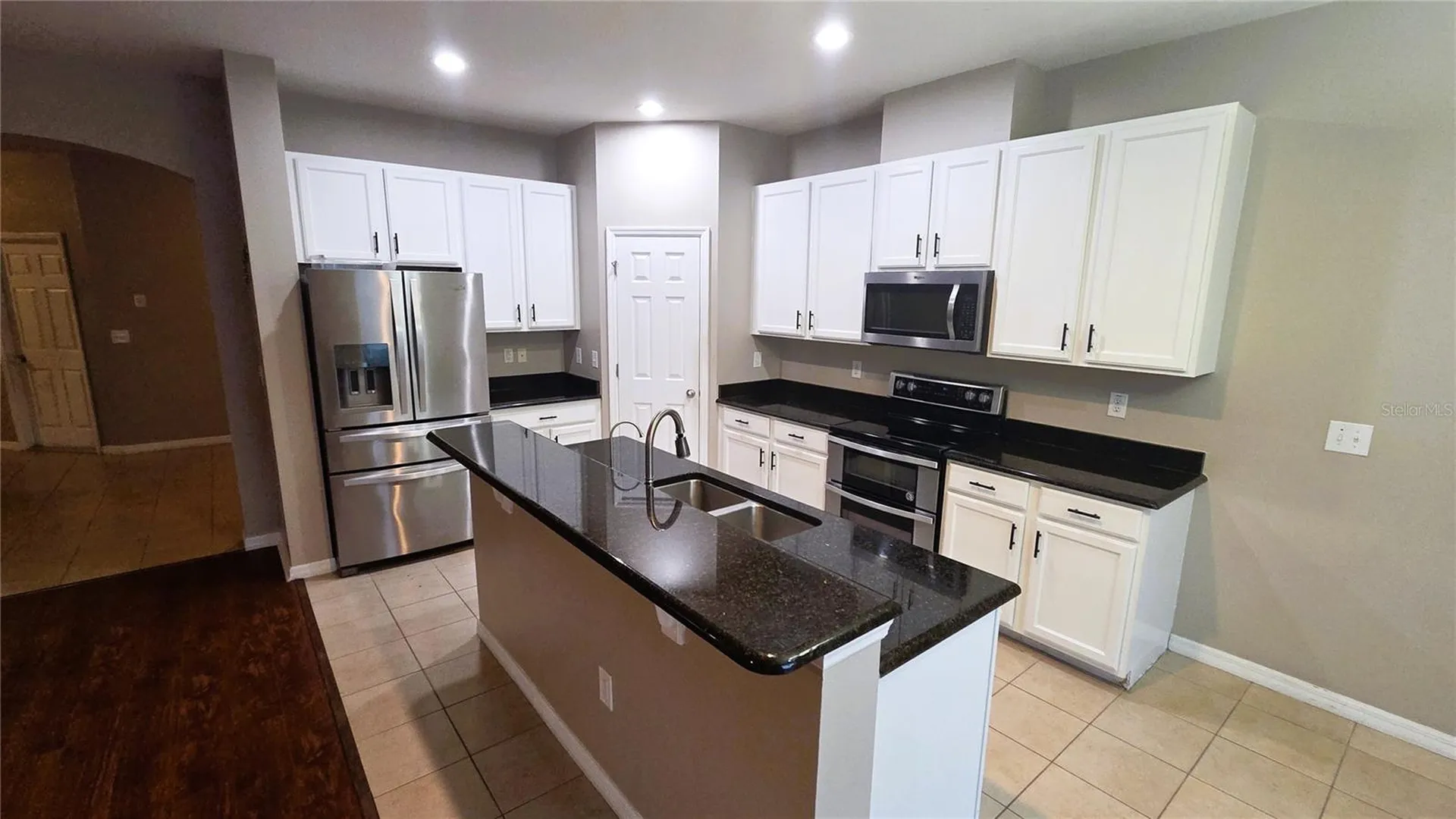 10279 Newminster Loop Ruskin FL 33573