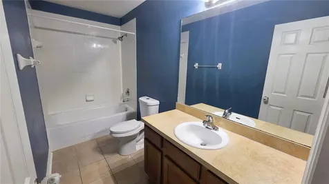 10279 Newminster Loop Ruskin FL 33573