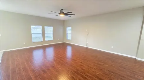 10279 Newminster Loop Ruskin FL 33573