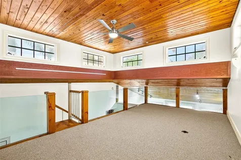 525 8th Street W Bradenton FL 34205