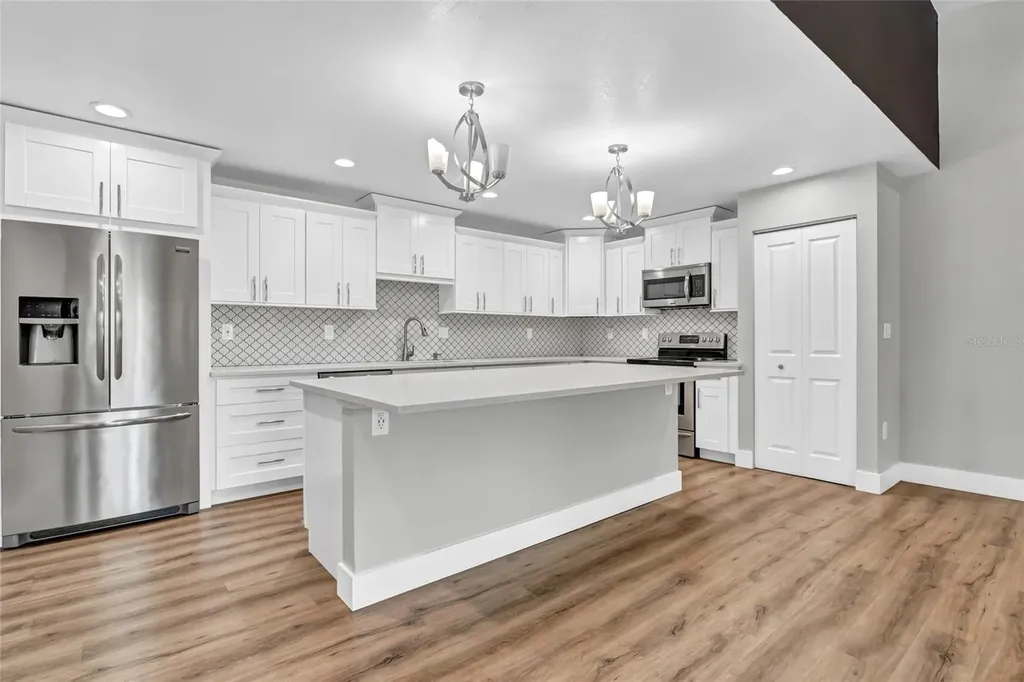 5684 Baywater Drive Tampa FL 33615
