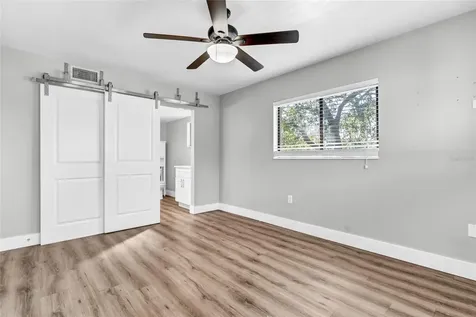 5684 Baywater Drive Tampa FL 33615