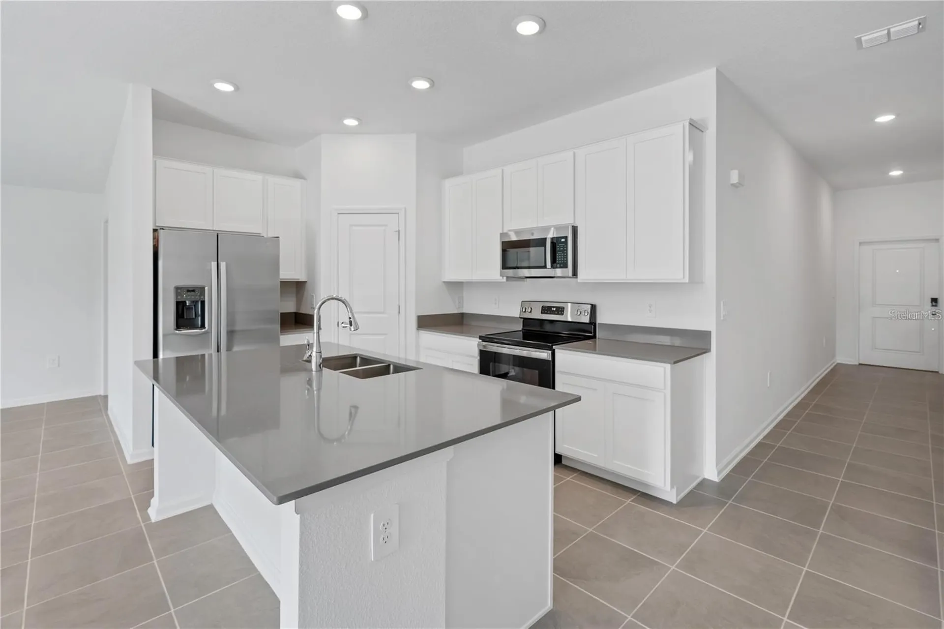 852 Daring Drive Davenport FL 33837