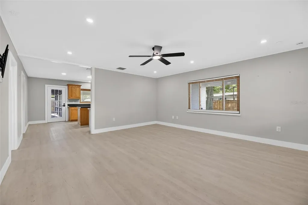 204 7th Avenue NW Ruskin FL 33570