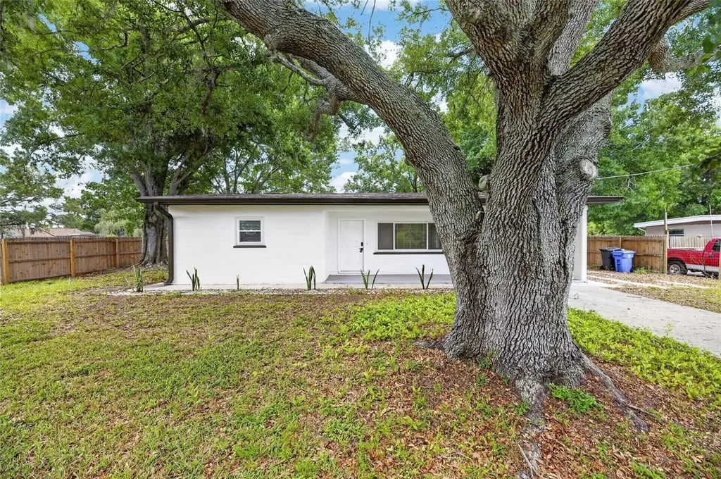 204 7th Avenue NW Ruskin FL 33570