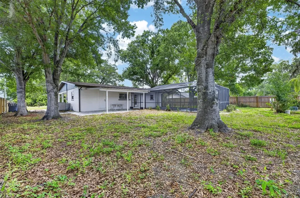 204 7th Avenue NW Ruskin FL 33570