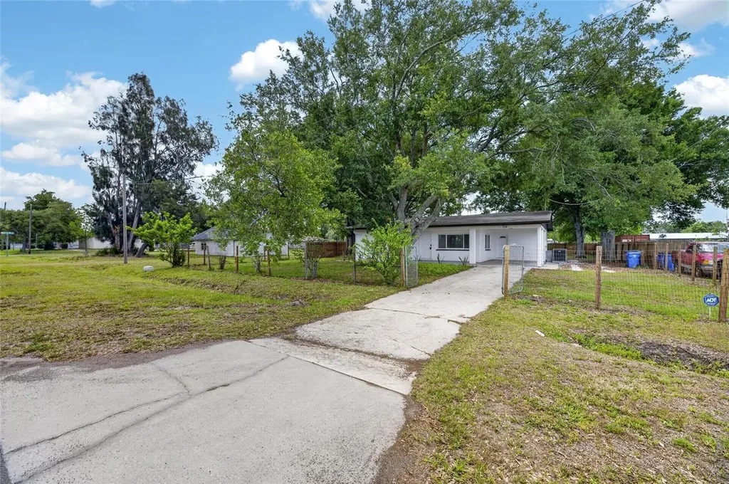204 7th Avenue NW Ruskin FL 33570