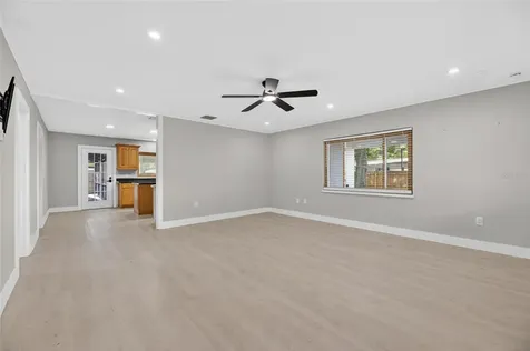 204 7th Avenue NW Ruskin FL 33570