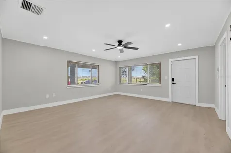 204 7th Avenue NW Ruskin FL 33570