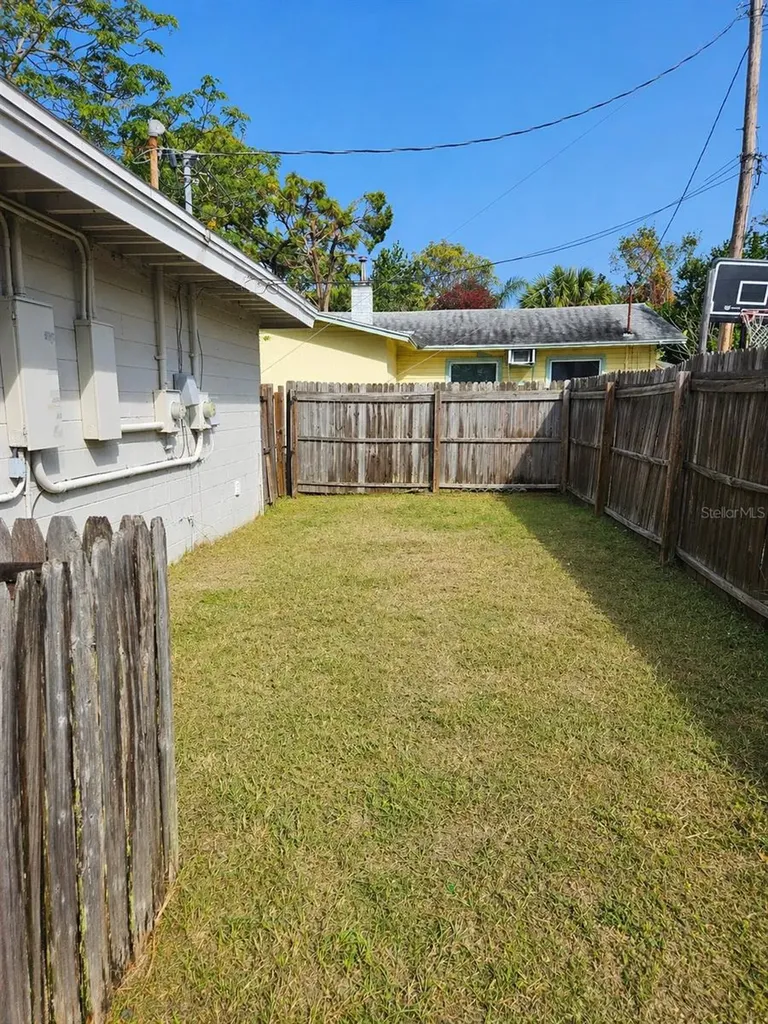 1778 Yale Street S St Petersburg FL 33712