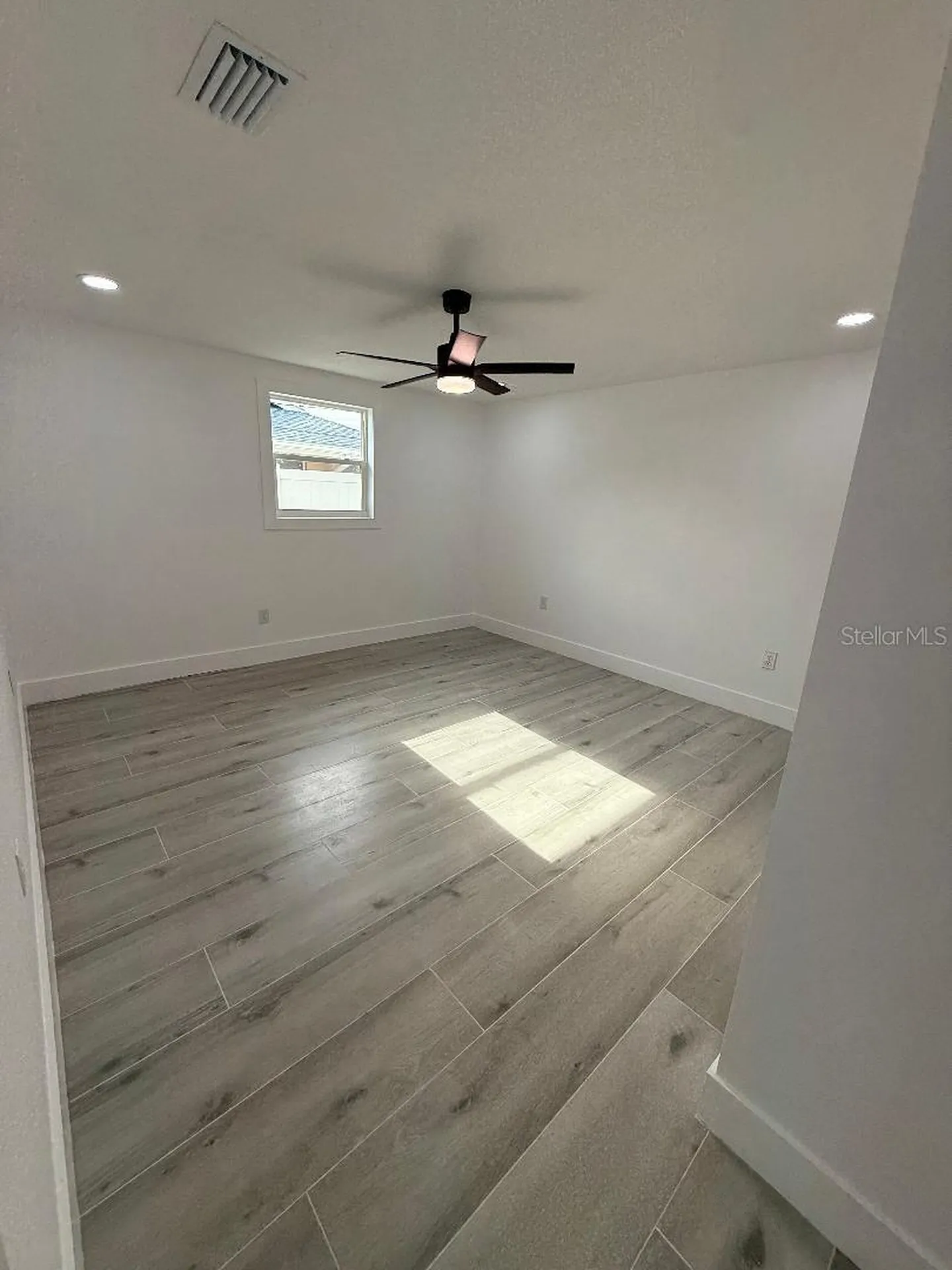3301 W New Orleans Avenue Tampa FL 33614