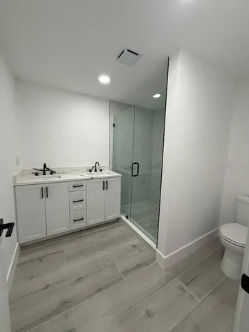 3301 W New Orleans Avenue Tampa FL 33614
