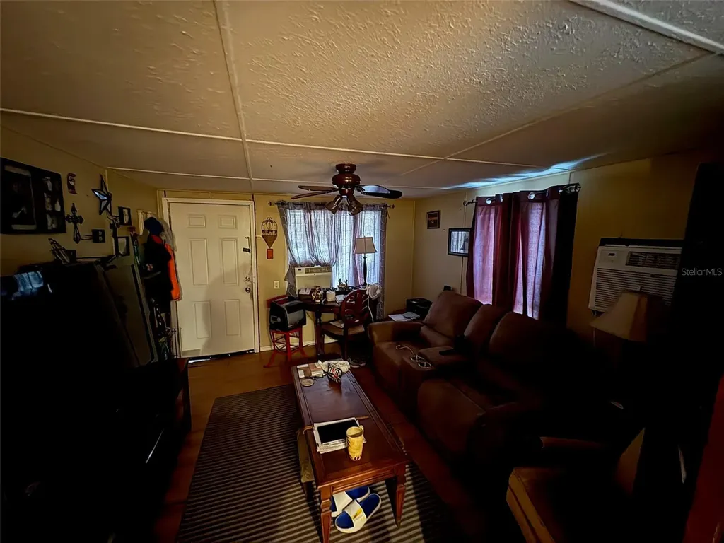 501 Avenue A Wahneta W Winter Haven FL 33880