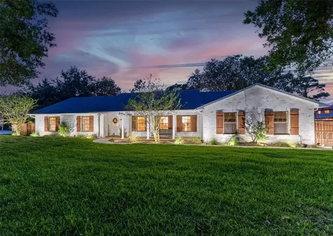 1999 Sir Lancelot Circle St Cloud FL 34772