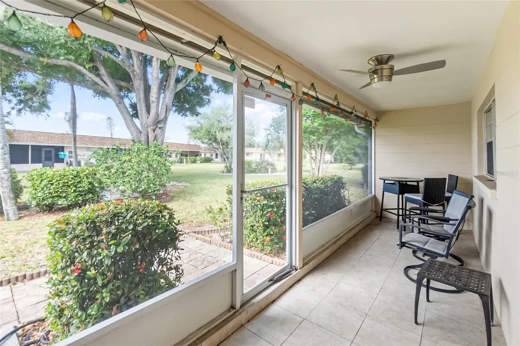 676 Park Circle Bradenton FL 34207