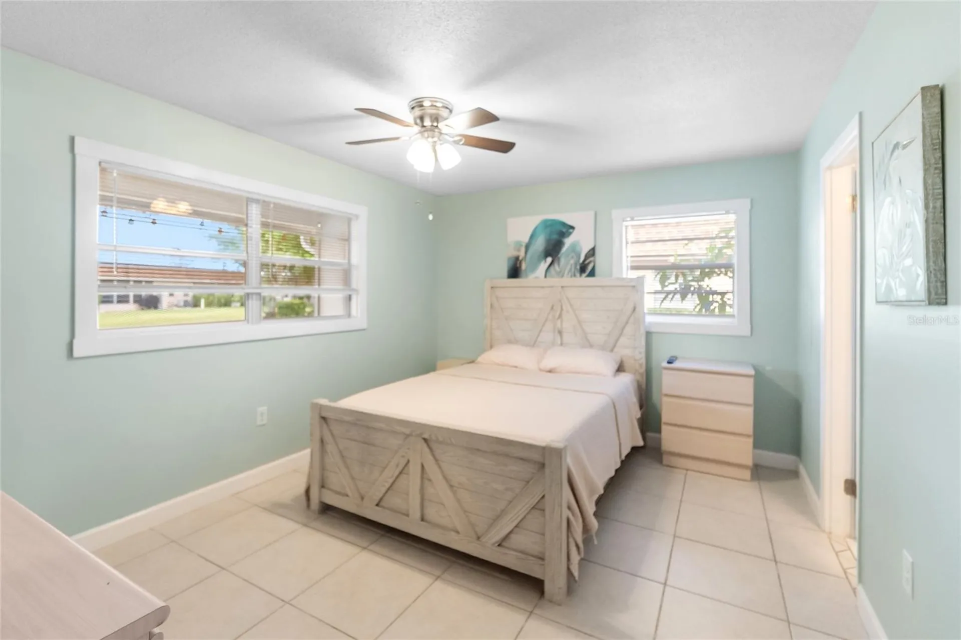 676 Park Circle Bradenton FL 34207