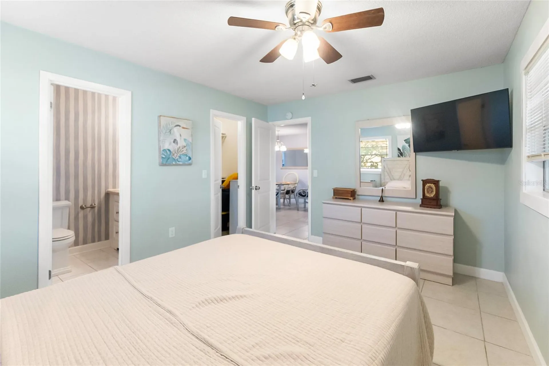 676 Park Circle Bradenton FL 34207
