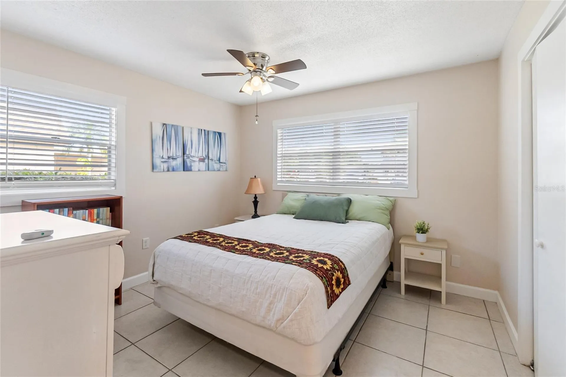 676 Park Circle Bradenton FL 34207
