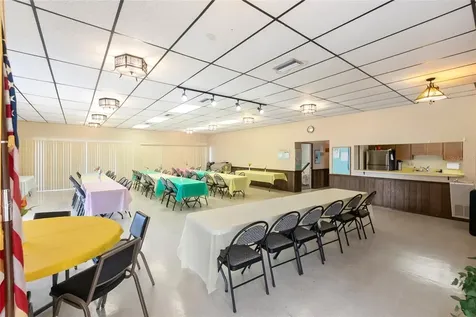 676 Park Circle Bradenton FL 34207