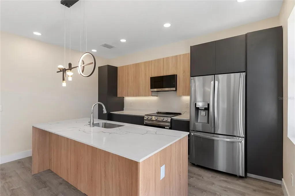 8401 Modano Place Tampa FL 33614