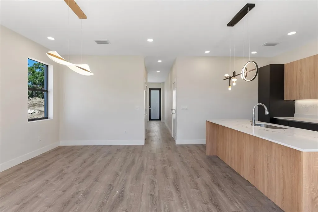 8401 Modano Place Tampa FL 33614