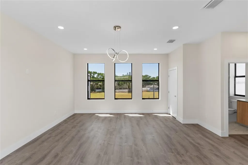8458 Modano Place Tampa FL 33614