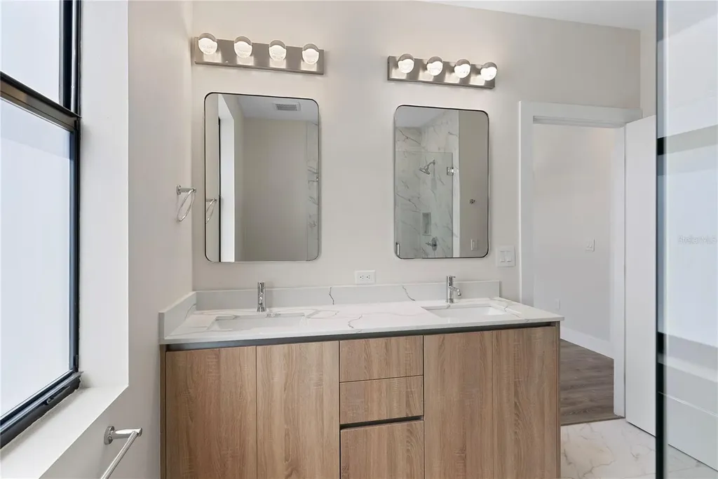 8458 Modano Place Tampa FL 33614