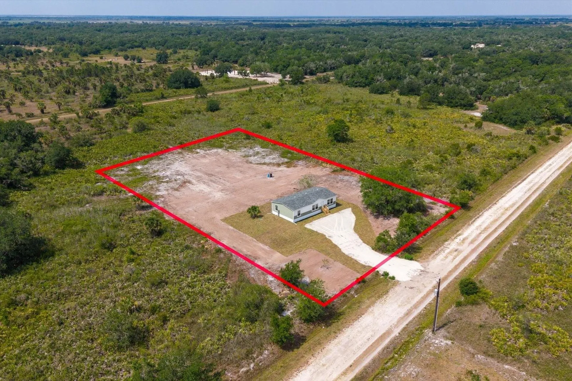 20968 NW 264th Street Okeechobee FL 34972