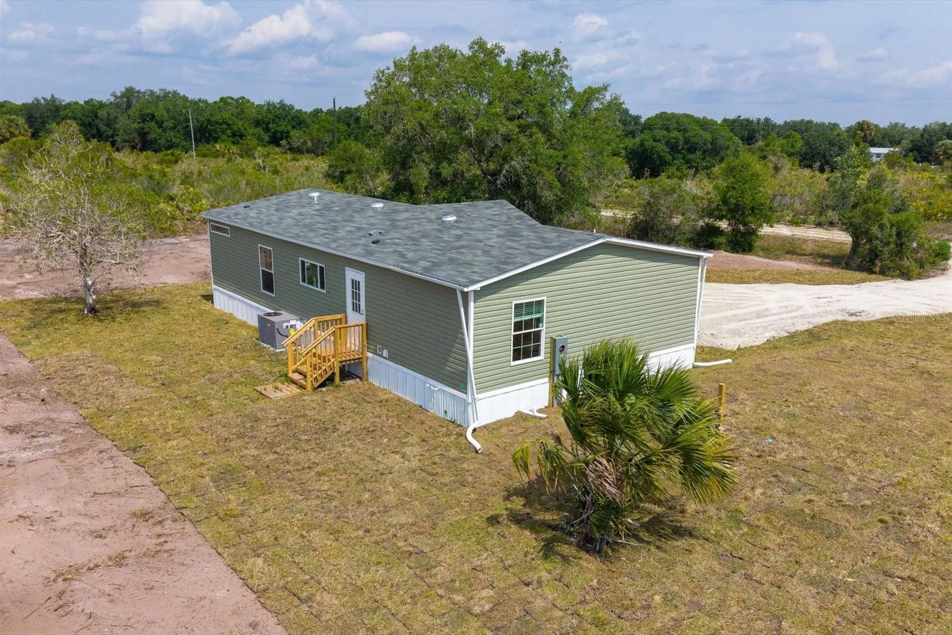 20968 NW 264th Street Okeechobee FL 34972