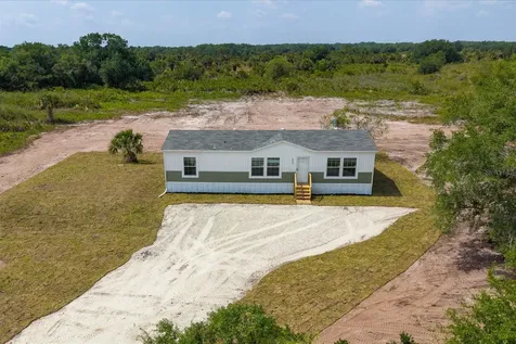 20968 NW 264th Street Okeechobee FL 34972