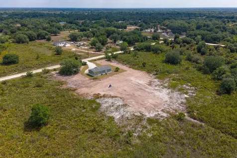 20968 NW 264th Street Okeechobee FL 34972