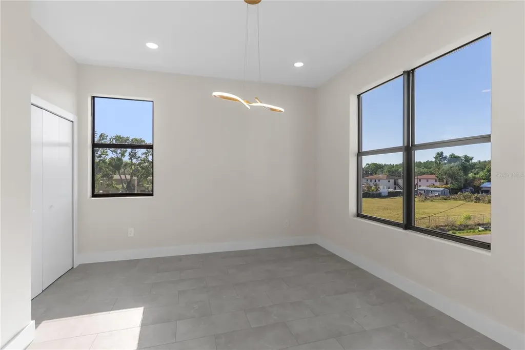4352 Fontanarosa Village Court Tampa FL 33614