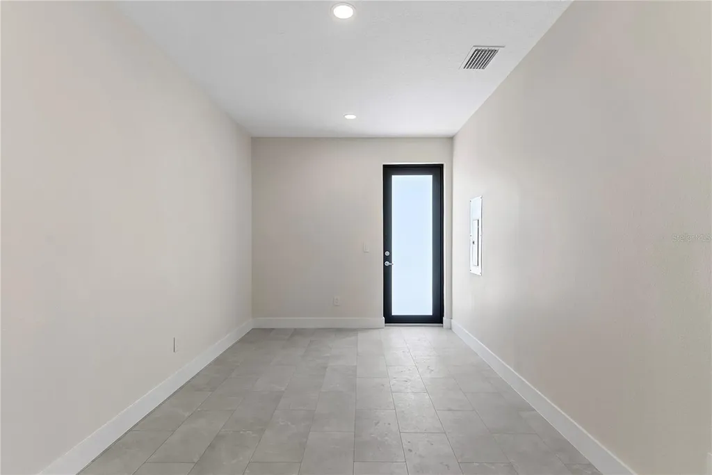 4352 Fontanarosa Village Court Tampa FL 33614