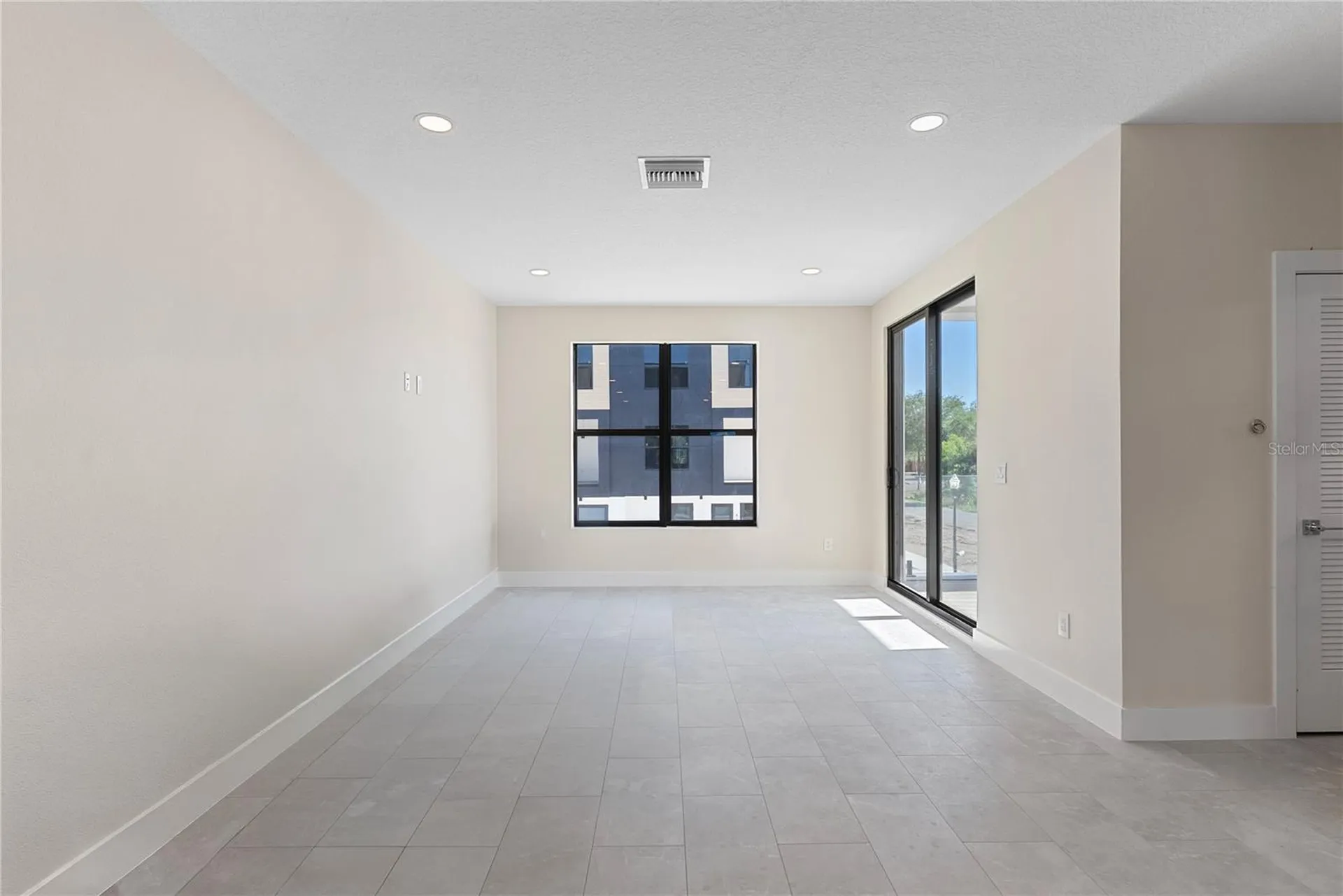 4352 Fontanarosa Village Court Tampa FL 33614
